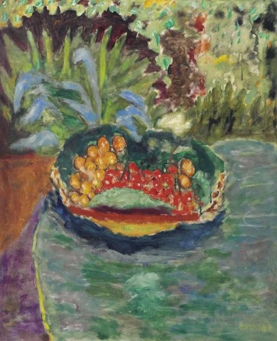 Kurv med frukt på et bord i Cannet Garden ca. 1944