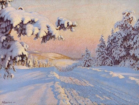 Winterstraße in verschneiter Landschaft