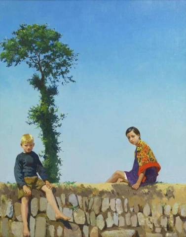 Niños sentados en una pared 1918