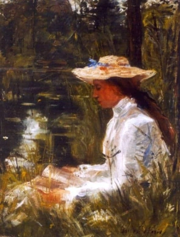 Una dama elegante leyendo junto a un estanque