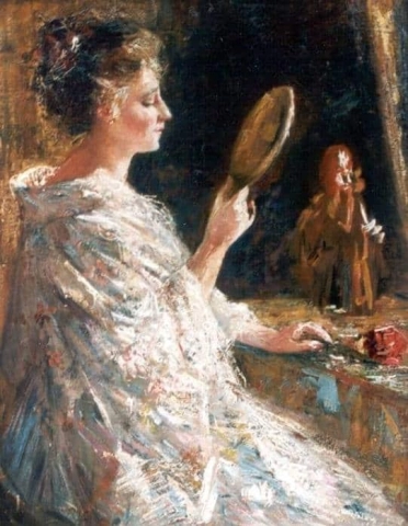 Eine elegante Dame mit einem Spiegel