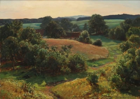 Utsikt över ett kuperat landskap med en gård med halmtak 1897