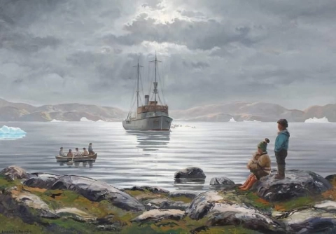 Ett Skepp Och Mindre Båtar Vid En Grönländsk Fjord