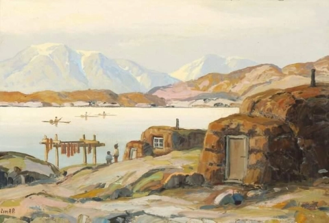Blick auf die Küste von einer Siedlung in Grönland