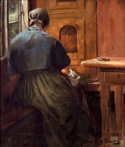 Eine alte Frau sitzt am Fenster