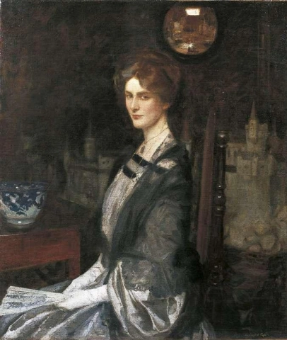 성의 여인(1915년경)
