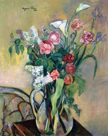 クリスタルの花瓶の花束 1928