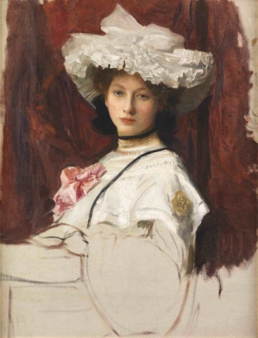 Una signora vestita di bianco