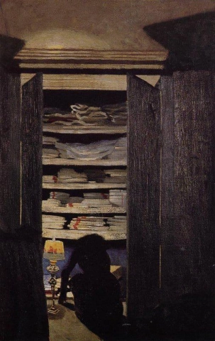 女人在橱柜里搜寻 1901-01