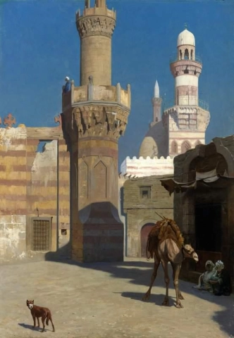 Di fronte alla Moschea