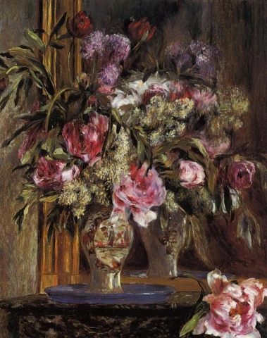 Vase of flowers